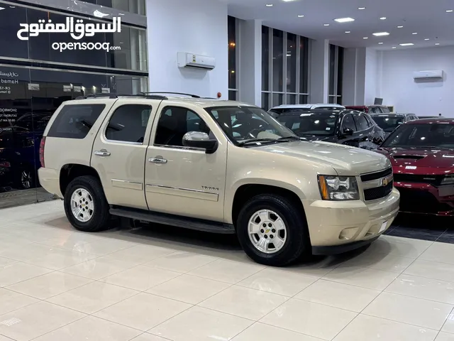 Chevrolet Tahoe LT 2012 (Gold)