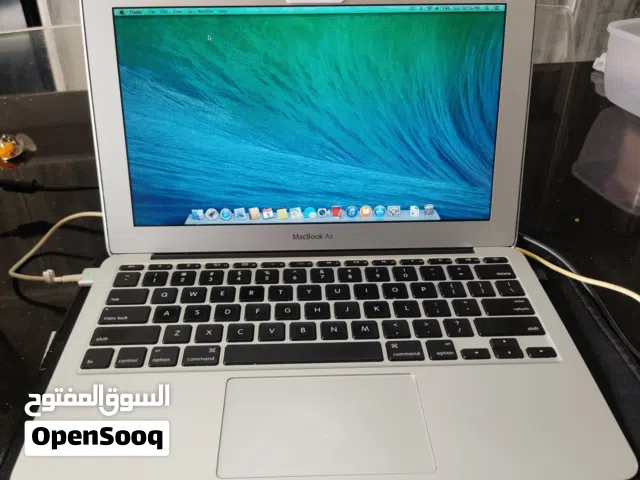 لابتوب ماك بوك اير A1465 MacBook Air  شبه جديد رام 4 جيجا