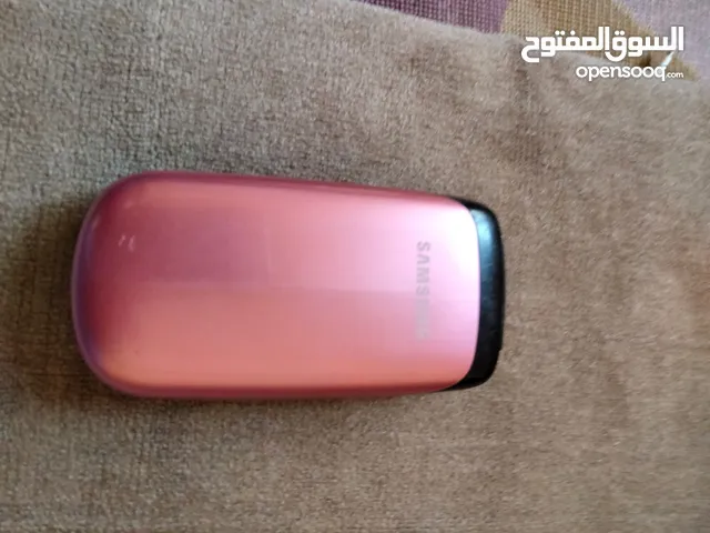 هاتف سامسونج فلاته بحالة الجديدSamsung Flat phone in excellent condition, with original charger, Eng
