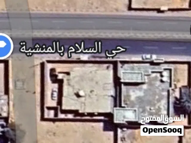 سكن (بيت عربي) إعلان للإيجار: كراج واسع بموقع