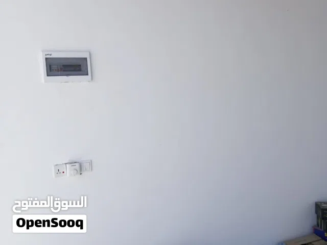 محلات لايجار منطقة الاكوات  الثالثة على شارع تجاري