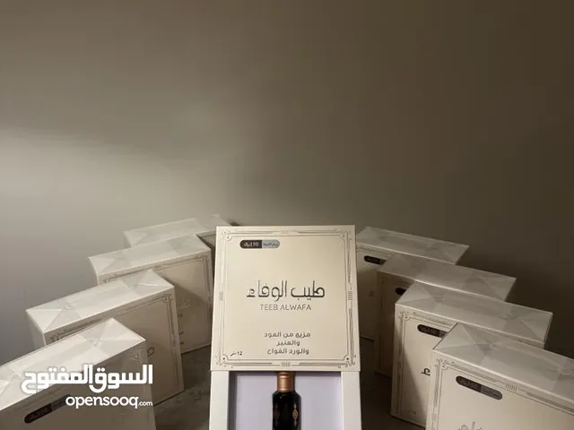 مزيج من العود والعنبر والورد الفواح 12ملي