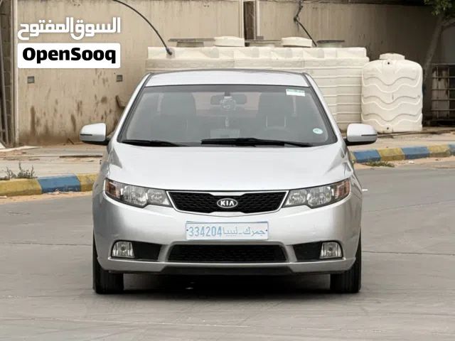 2012 كيا فورتي LX
