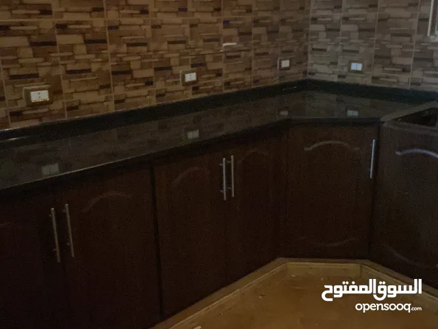 100 m2 2 Bedrooms Apartments for Rent in Zarqa Al Zawahra