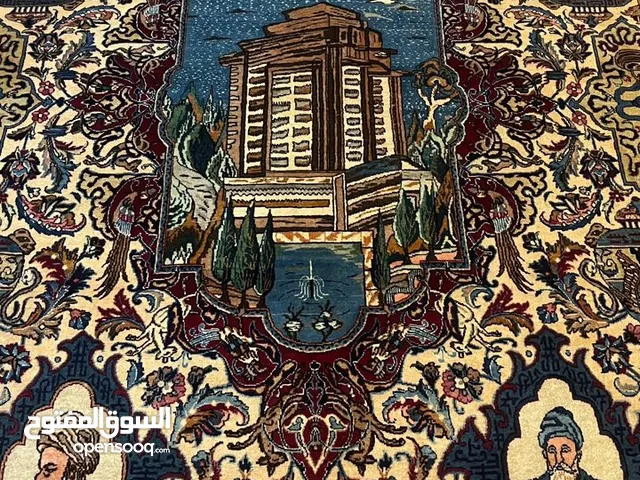 سجادة مشهد أنتيك – تصميم نادر حول أشهر السنة – قطعة تراثية مميزة