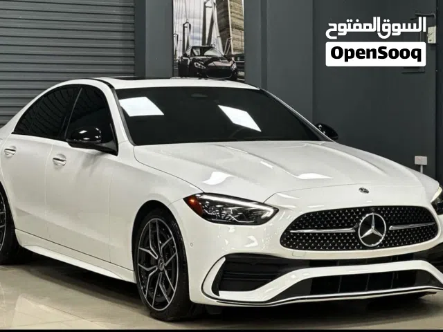 الأناقة تلتقي بالقوة مرسيدس C300 AMG بقمة نظافتها وجاهزيتها