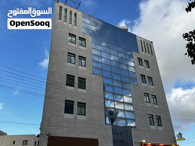 سعر منافس و موقع حيوي مكتب مفروش مساحة 40 متر للاجار