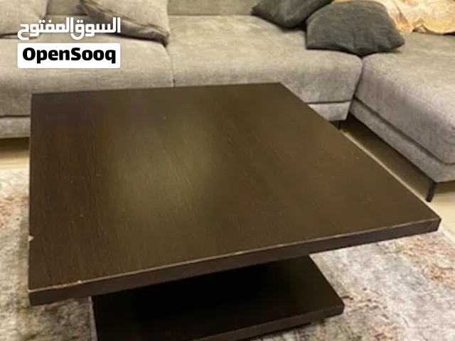طاولة وسط غرفة معيشة للبيع