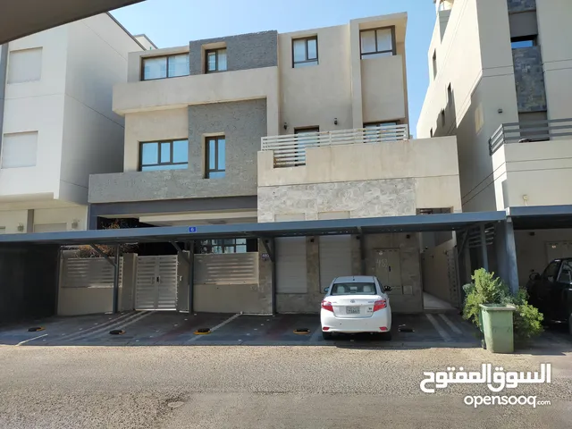 400 m2 5 Bedrooms Apartments for Rent in Mubarak Al-Kabeer Abu Ftaira