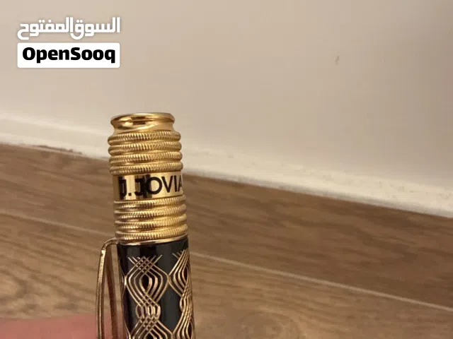 J.Jovial gold and black pen