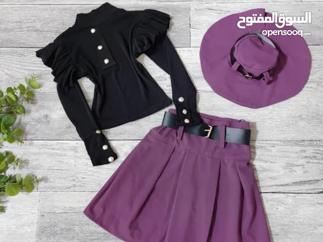 طقم بناتي ثلاث قطع بضاعه ذهب