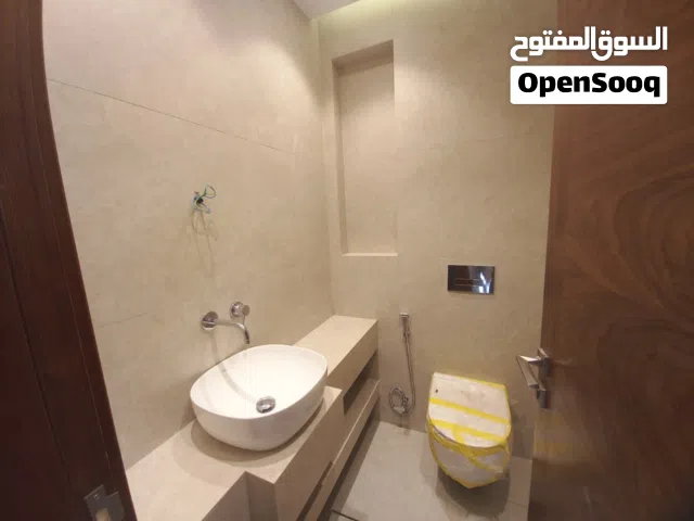 160 m2 3 Bedrooms Apartments for Sale in Amman Abdoun