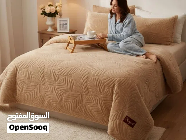 عروضVIPمعنا،أجعل غرقة نومك أكثر أناقة وراحه لحافات قابله للجعث،والاستخدام اليومي ملكي دبل كنق على سر