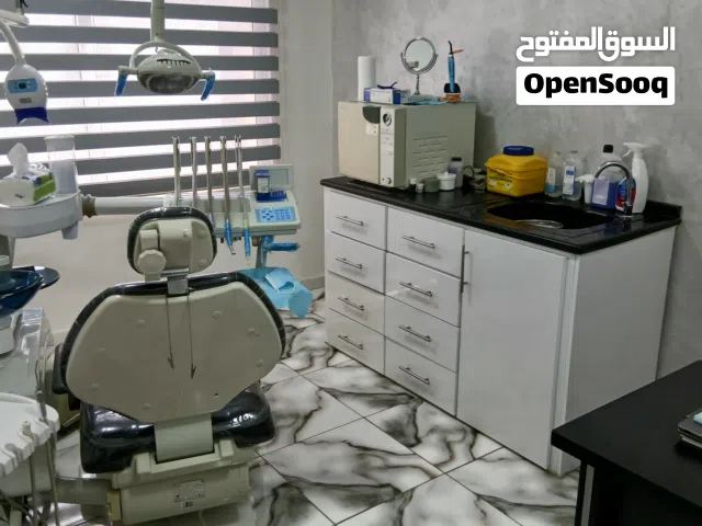 عيادة أسنان للبيع بداعي السفر
