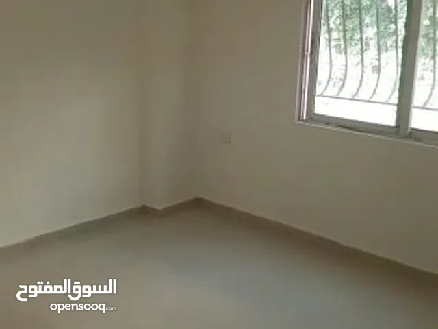 شقة للبيع 230 m كوشان طابقية طابق أول الحسين قرب الاحوال المدنية