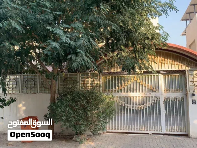 250 m2 4 Bedrooms Townhouse for Sale in Najaf Princesses Residential Complex