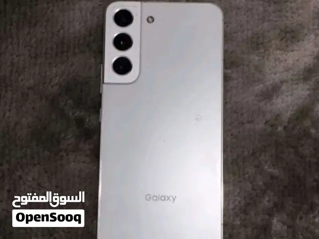 عرض اليوم s22ربي يبارك قدام اعيونك عيبه الوحيد فريم الكميرات في اترات الكفر و العضم و الشاشه ساليمات