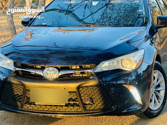 تويوتا كامري 2015 للبيع