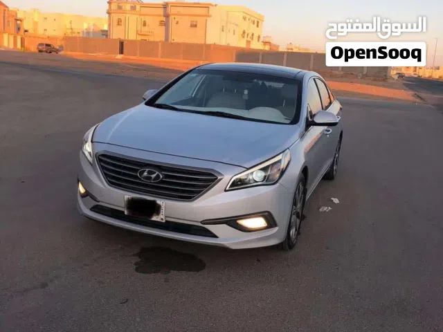 السلام عليكم   نوع السياره : سوناتا   الموديل : 2016  الفئة : نص فل    القير: اوتوماتيك الوقود : بنز