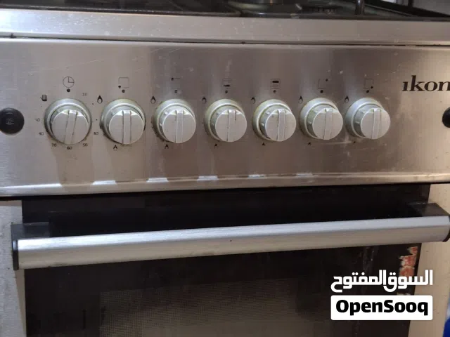 IKON cooking range with 4 burners