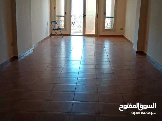 200 m2 4 Bedrooms Apartments for Rent in Alexandria Sporting