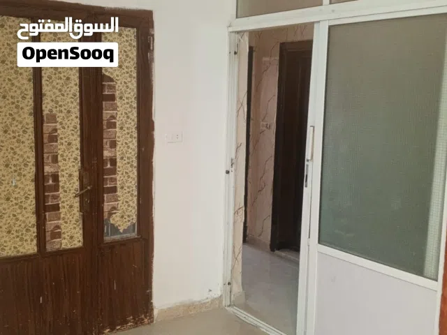 120 m2 3 Bedrooms Apartments for Rent in Zarqa Jabal Al Ameer Hasan