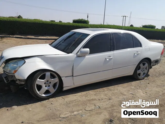 شرا المركبات المعطله 9559و9526 الملغيه والمشطوبه والزاياده عن الحاجه والقديمه