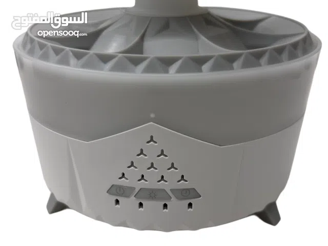 فواحة وموزع عطري بتصميم UFO مع تأثير قطرات المطر  • الموديل: XR-908  جهاز عصري يجمع بين ترطيب الجو،