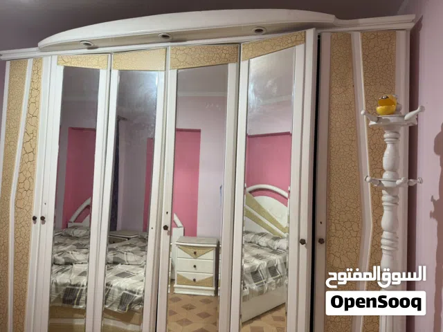 غرفة نوم زان ابيض بحالة ممتازة