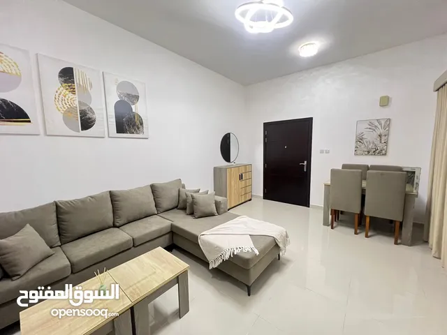 للإيجار الشهري أول ساكن شقة غرفة وصالة مفروشة في عجمان منطقة الجرف