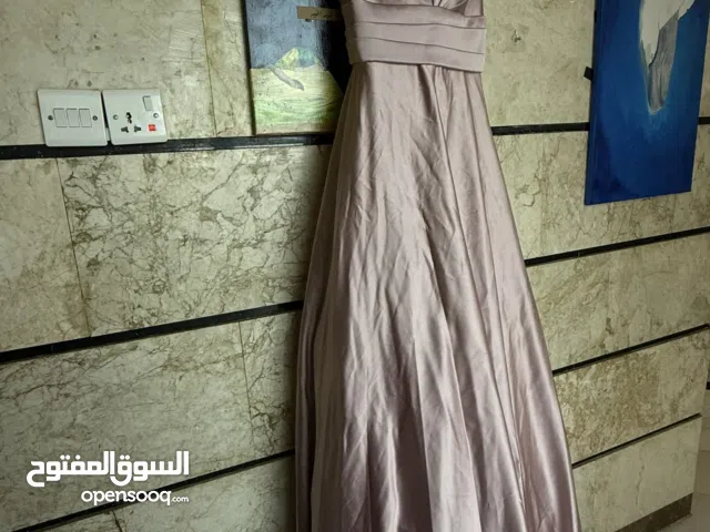 فستان سهره وردي ساتان – لبس خفيف