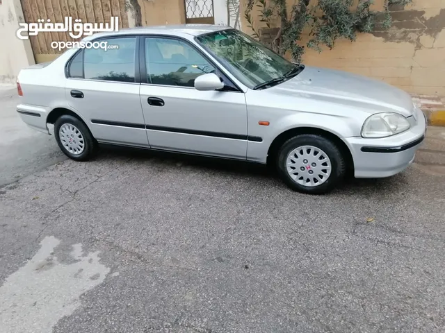 Honda Civic LXi in Amman