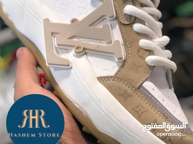 41 Casual Shoes in Tripoli
