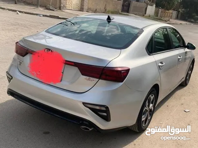 KIA ( cerato) 2019 - 1.6L كيا ( cerato ) 2019 اعلى صنف عدا فتحه فحص كامل