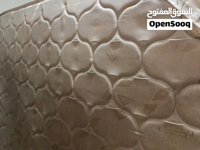 فرشة مزدوجة للبيع