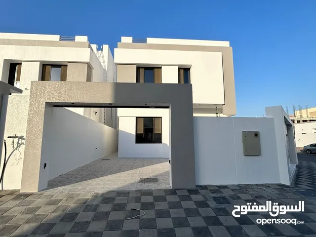 330 m2 5 Bedrooms Townhouse for Sale in Muscat Amerat