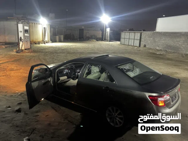 تويوتا كامري 2014 جمرك اللون اخضر