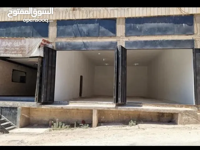 3مخازن للايجار في جنين