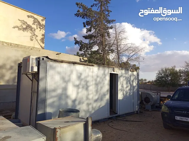 تريلا للبيع او الاستبدال بسيارة