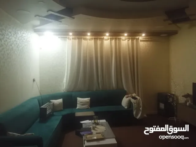 شقه للبيع في إربد البارحه ابان