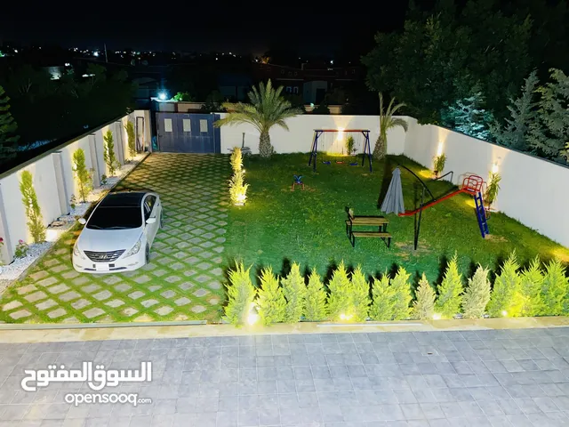 3 Bedrooms Chalet for Rent in Tripoli Ain Zara
