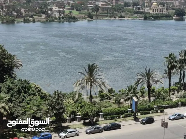 200 m2 3 Bedrooms Apartments for Sale in Cairo Maadi