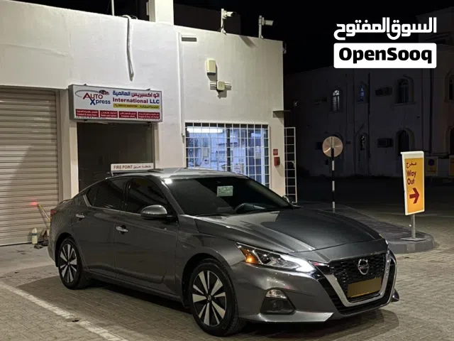 Used Nissan Altima in Al Batinah