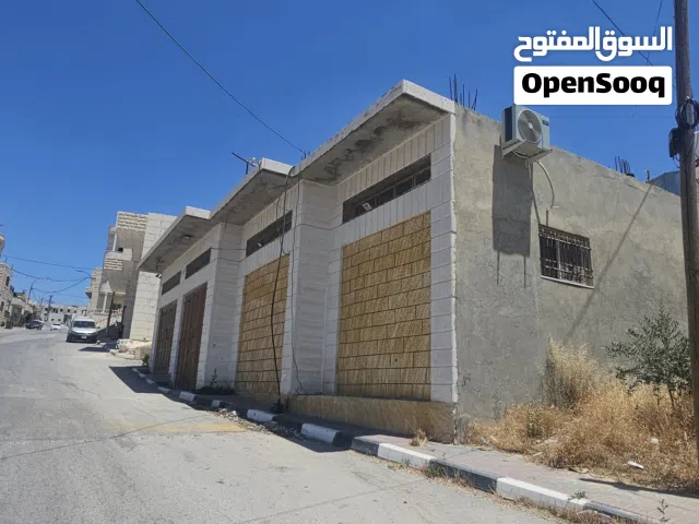 محلات على الشارع الرئيسي للايجار بيت كاحل مقابل البلدية