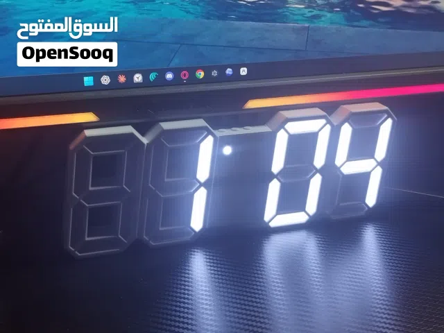 Desk clock