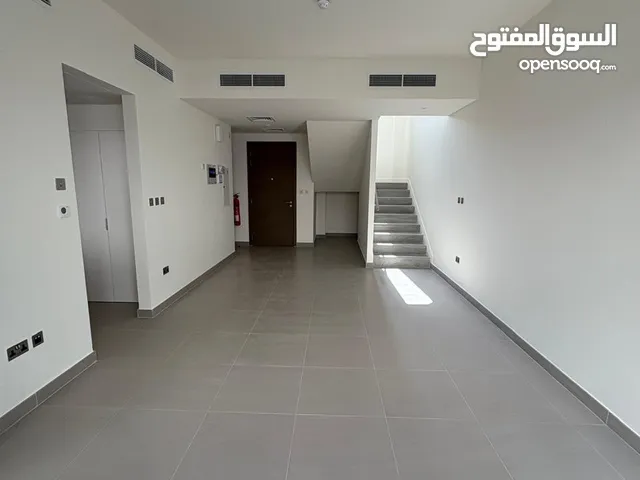 165 m2 3 Bedrooms Villa for Rent in Abu Dhabi Yas Island