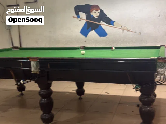 طاولة بلياردو للبيع