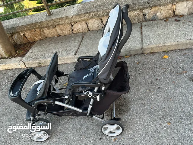 Doube Stroller - GRACO brand - Used like new