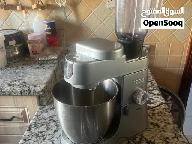 Kenwood Chef XL Mixer – Silver – 1200W with Blender & Attachments – Excellent Condition