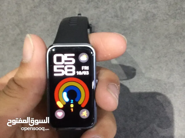 اجمل ساعة تستطيع فعل كل شيئ فيها انها ساعة رياضية تحسب كل شيئ و أن وصلت الى كيلومتر ستحصل على جائزة